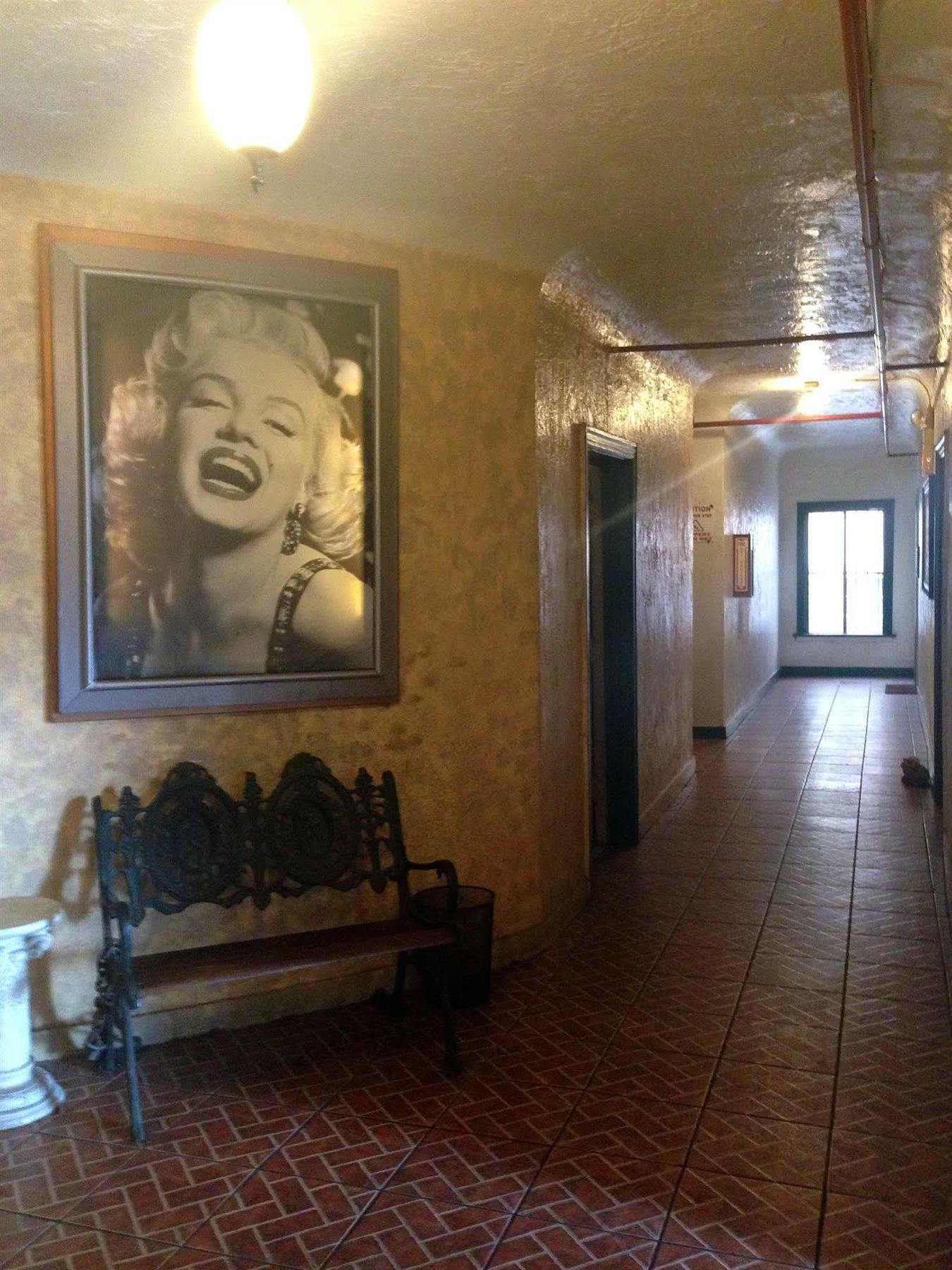 Hollywood Dream Suites Лос-Анджелес Экстерьер фото